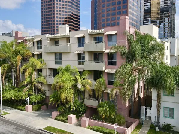 1222 S Westgate Ave #Penthouse 1, Los Angeles, CA 90025