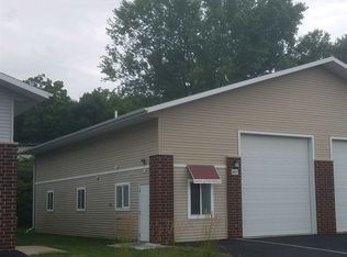 607 Post Rd, Madison, WI 53713