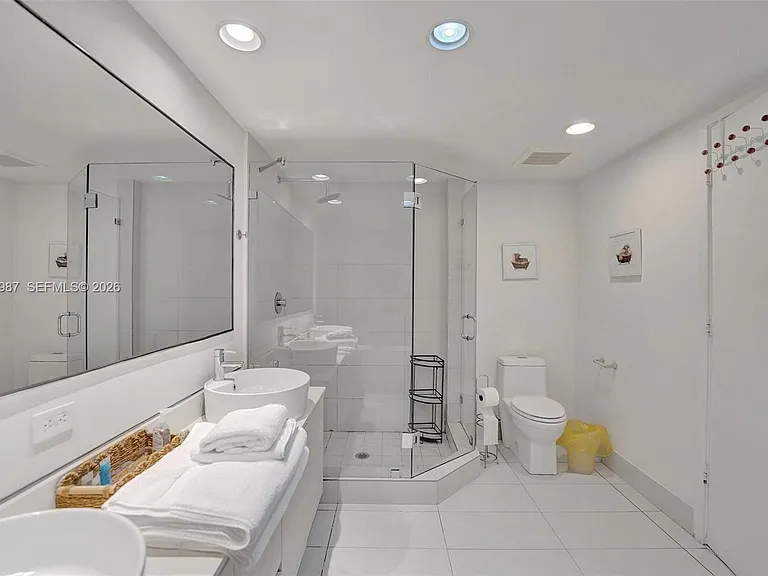 2600 E Hallandale Beach Blvd #T1902 — Photo 59