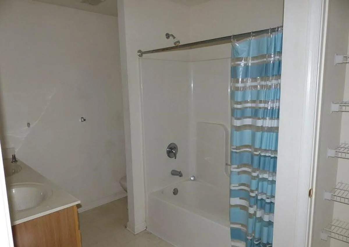 1406 Blue Heron Drive - 1 — Photo 4