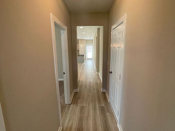 4th image of 69 River Birch Ln