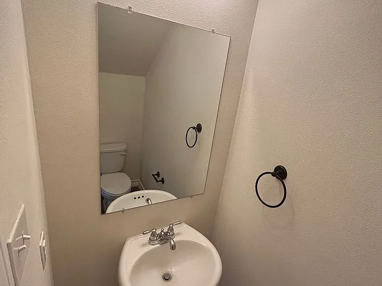 622 Meadow Arbor Ln — Photo 11
