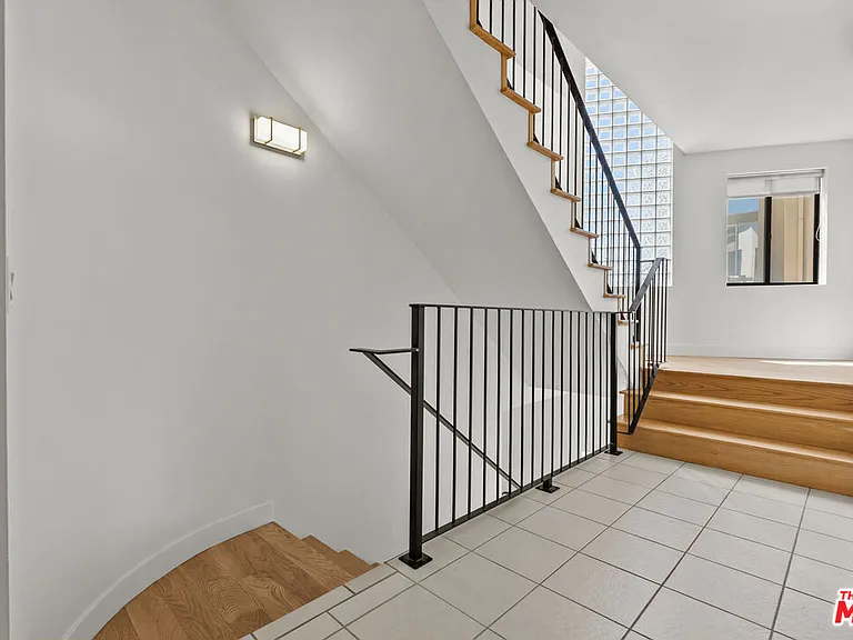 3665 Alta Mesa Dr — Photo 31