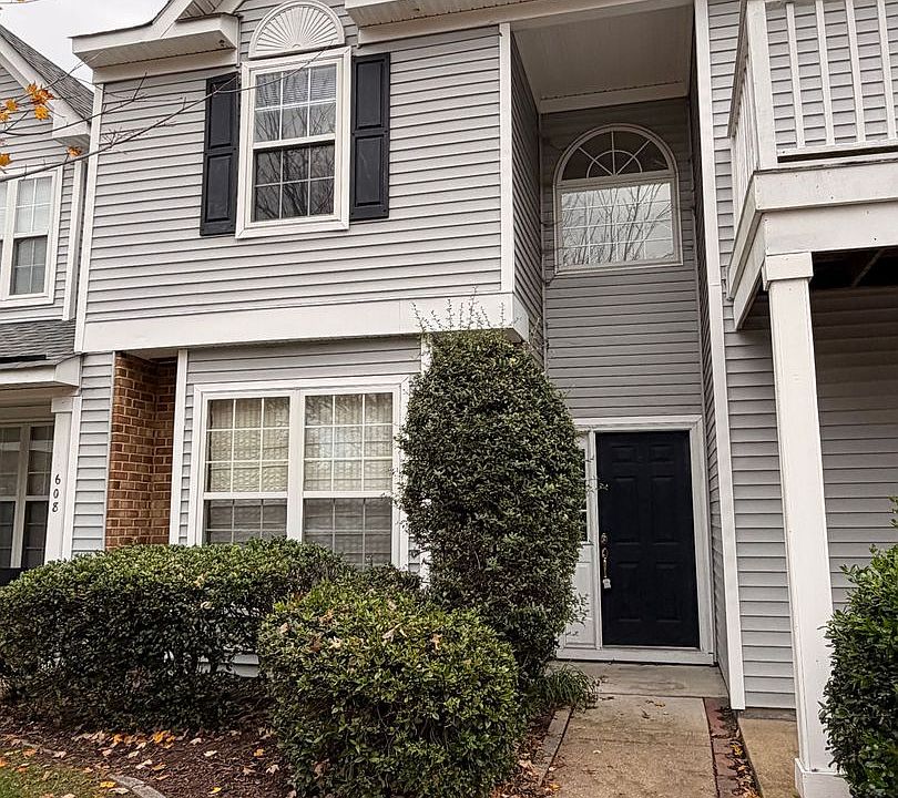 1st image of 606 Windbrook Cir