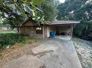 1914 Elm St, Henderson, TX 75652