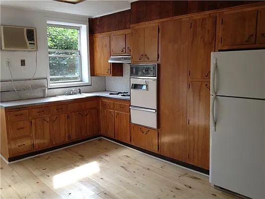 Rented by Avenue Sotheby's International Realty | media 24