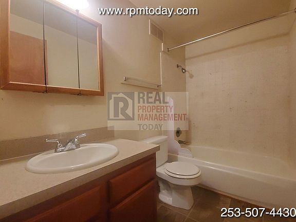 5th image of 6115 Glen Mary Ln SE APT A