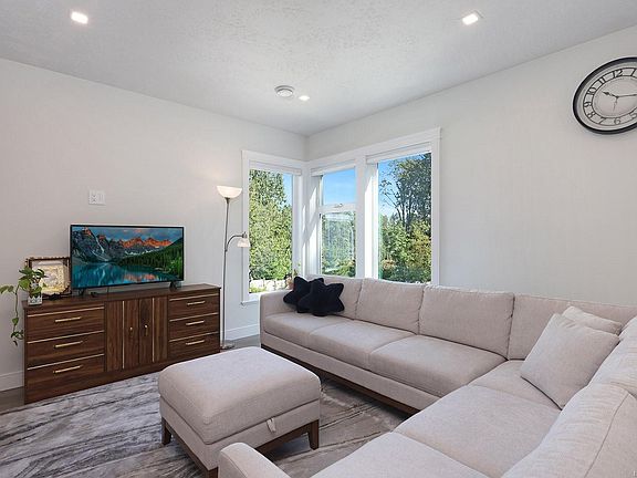 5th image of 2800 Arden Rd #2B