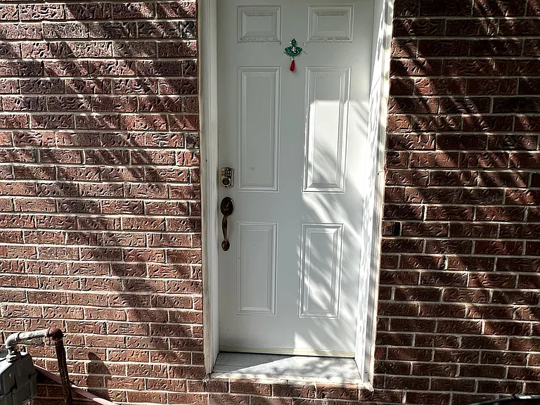 4 Sunshade Pl — Photo 22