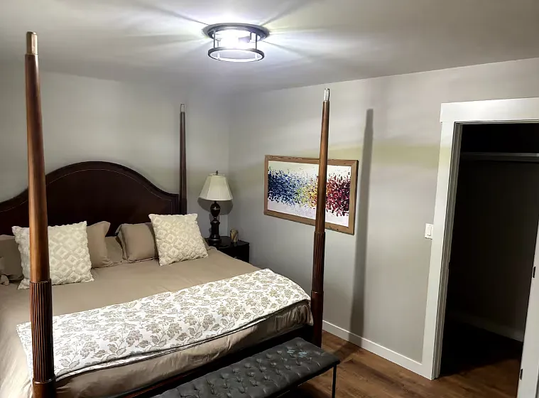 Third bedroom (king)