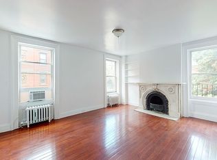 286 W 11th St APT 3B, New York, NY