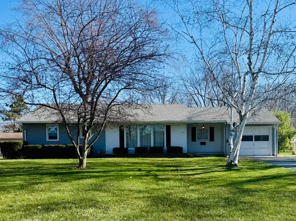 1122 Glen Rd, Findlay, OH 45840