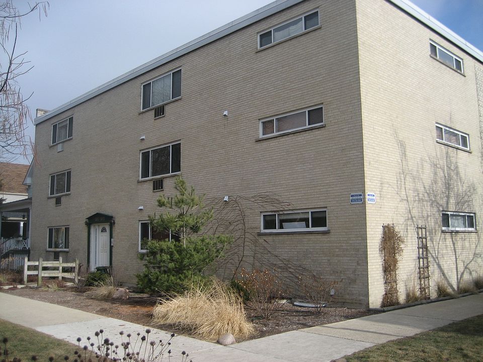 1st image of 5037 N Wolcott Ave #2