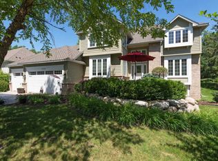 7710 Bush Lake Dr, Bloomington, MN 55438