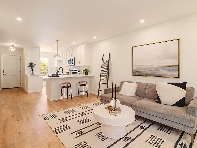 3802 Southway Dr #101 — Photo 4