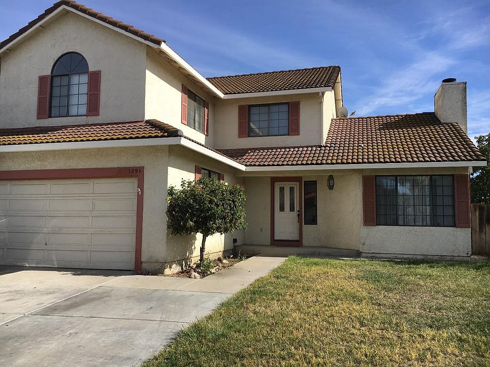1st image of 1291 Versailles Dr