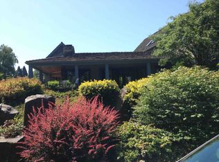 8225 Ridge Dr NE, Seattle, WA 98115