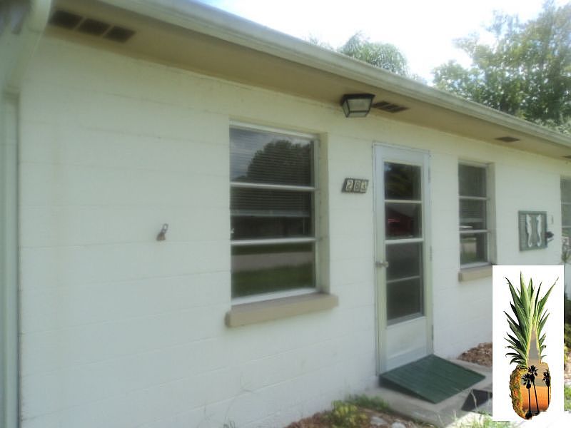 Front of duplex