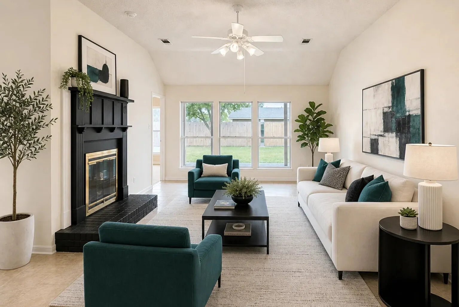 4 bed, 2.0 bath, 1739 sqft, $2,800 — Photo 2