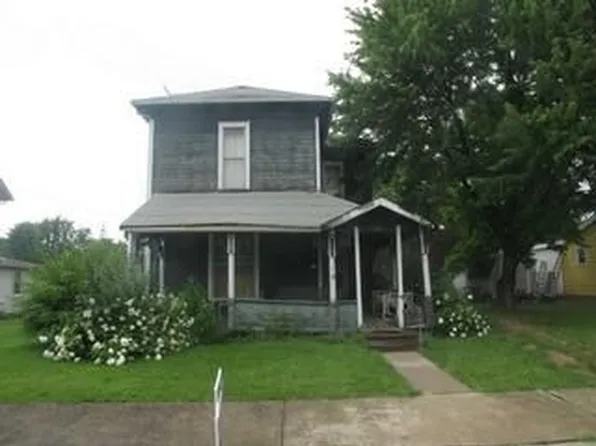 272 W 9th St, Marysville, OH 43040