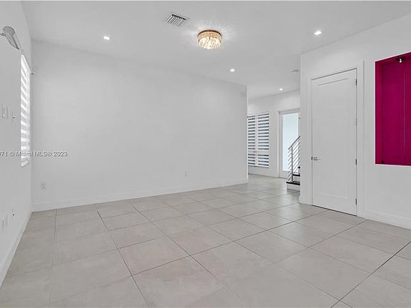4th image of 8229 NW 44th St #8229
