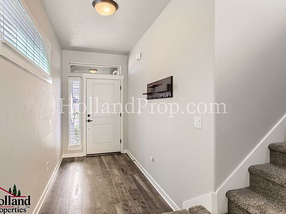 4th image of 5242 SE Stargrass St