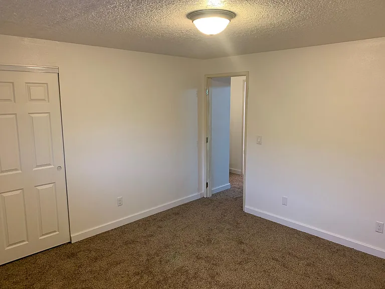 7521 N Saint Louis Ave — Photo 11