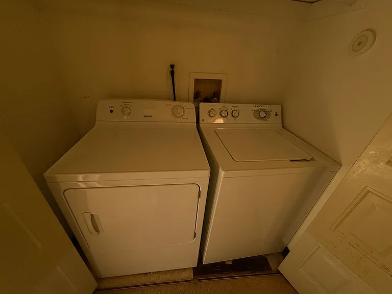 177 Irving Pl — Photo 17