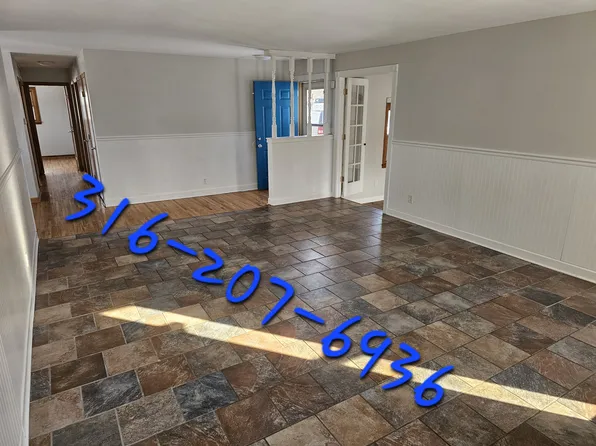 461 S Woodlawn Blvd, Derby, KS 67037