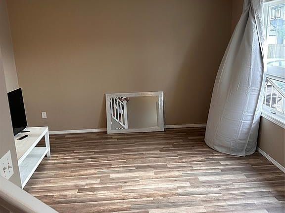 5th image of UNIT 119-350 Maccormack ROAD