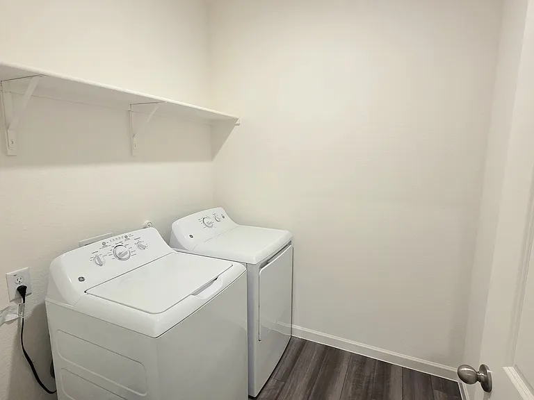 1238 Herring Dr — Photo 21