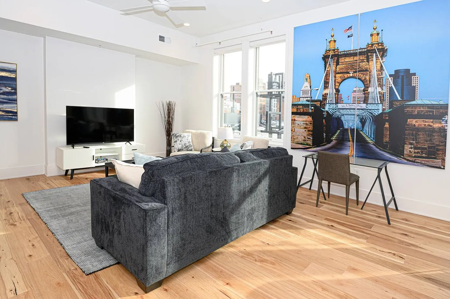 1 bed, 1.0 bath, $3,490 — Photo 1