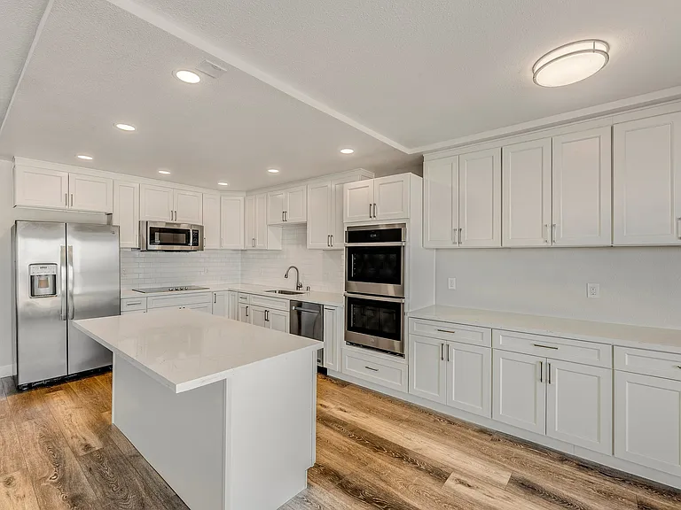 Vallejo Street Apartments