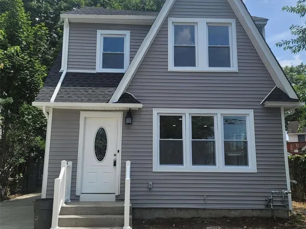 30 Harriet Avenue, Hempstead, NY 11550