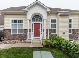 2401 Schindler Dr N, Monmouth Junction, NJ 08852