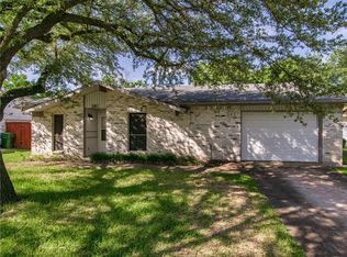 1526 Bosque Dr, Garland, TX 75040