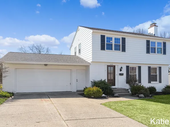 1826 Menominee Dr SE, Grand Rapids, MI 49506