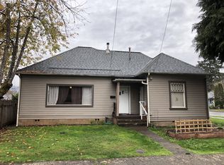 41 N North St, Cottage Grove, OR 97424