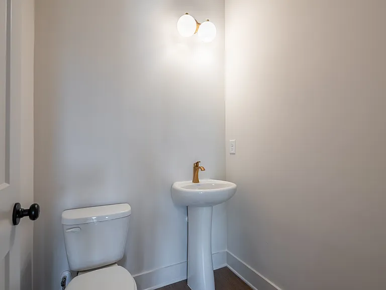 2620 Mackintosh Ct — Photo 10