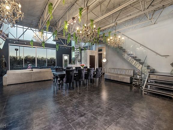 3rd image of 5014 Thunder River Cir