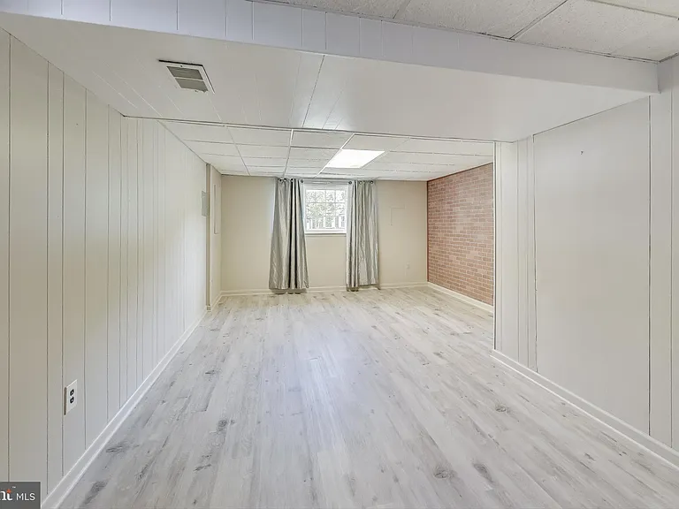9217 Briarchip St — Photo 26