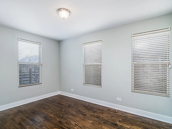 4th image of 2218 W 21st Pl #1