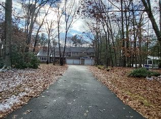 30 Schaefer Cir, Hudson, NH 03051