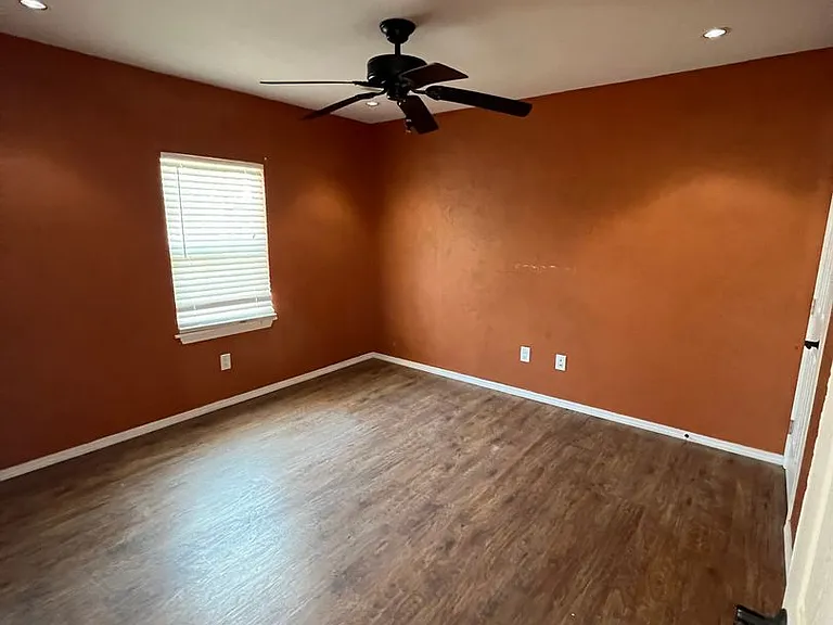 4108 S Washington St — Photo 3