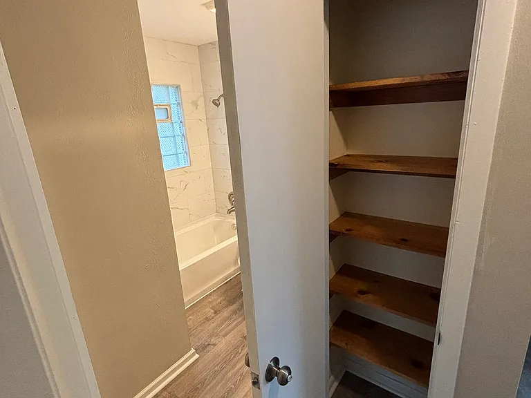 6906 W Oklahoma Ave — Photo 8