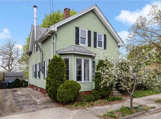 64 Crescent St, Providence, RI 02907