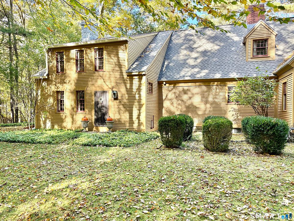 1st image of 272 Horse Hill Road