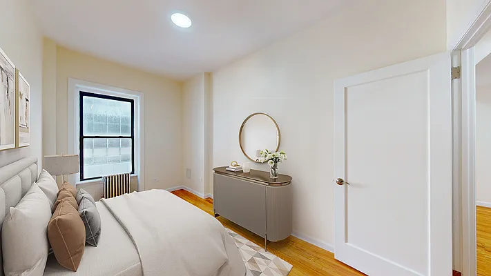 Rented by Bond New York | media 12