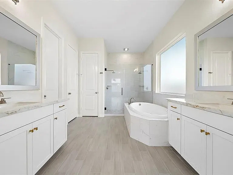 Oakwood Trl — Photo 25