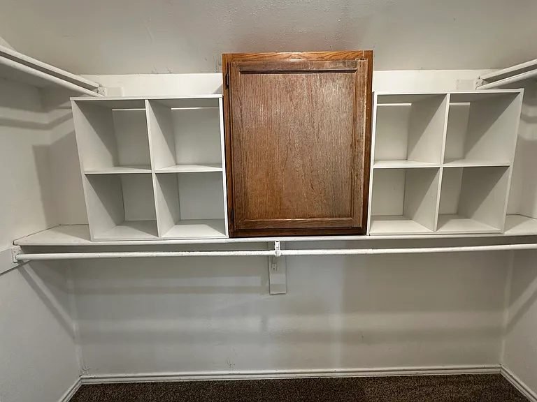 9601 Forest Ln — Photo 2